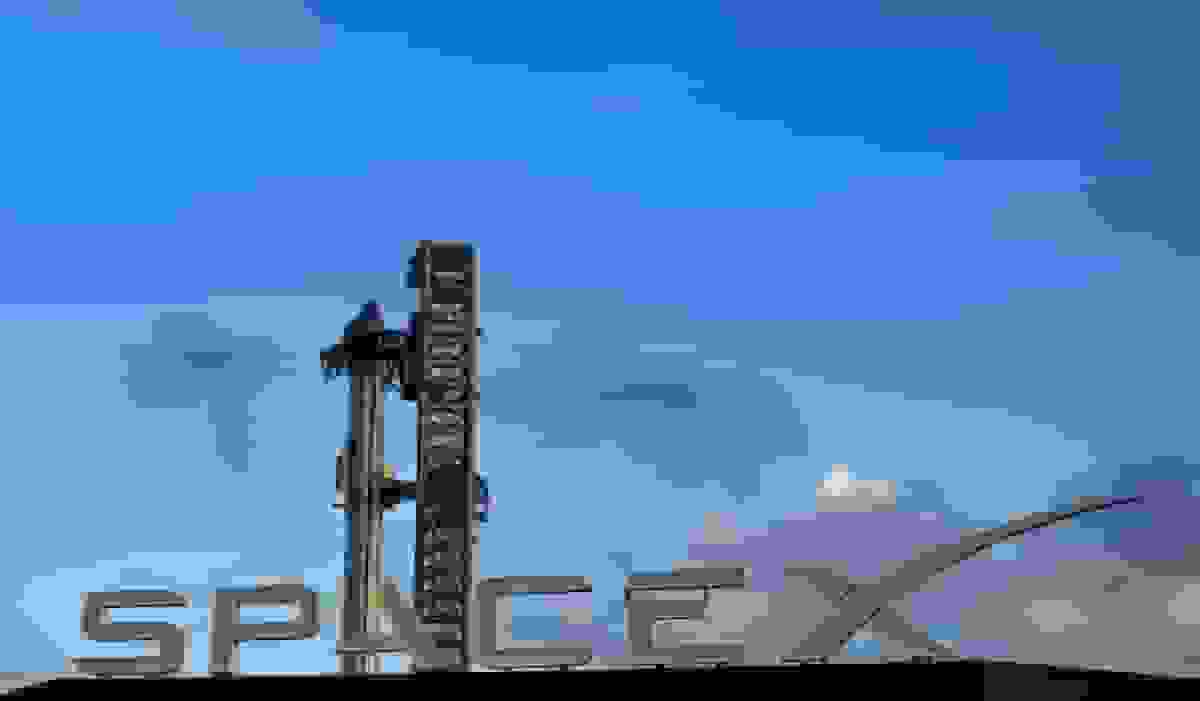 اسپیس‌ایکس طرح تسریع شده فرود روی ماه را پس از فشار ناسا ارائه می‌دهد