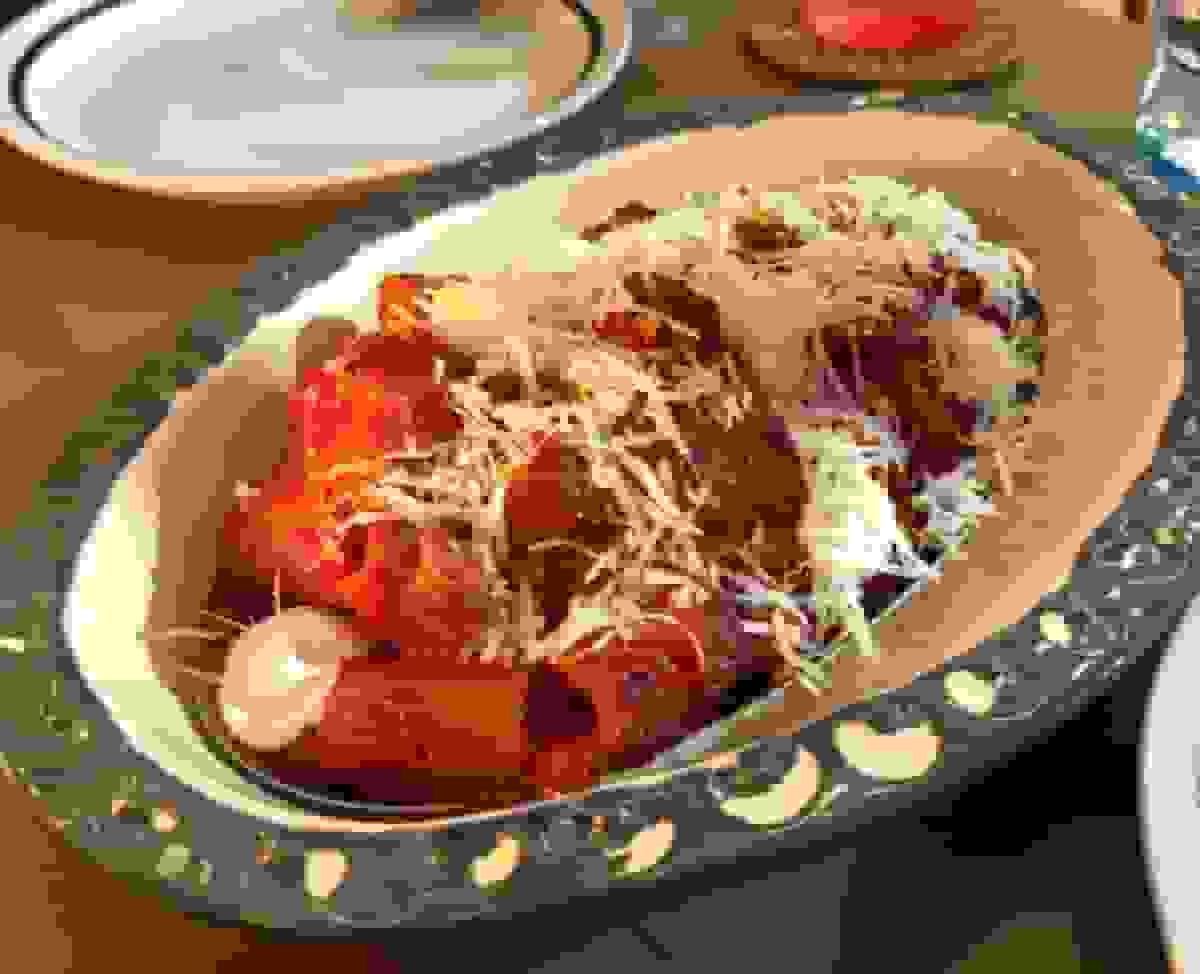 رستوران توئیست پاستا بار: تلفیق طعم‌های ایتالیایی و هنگ‌کنگی