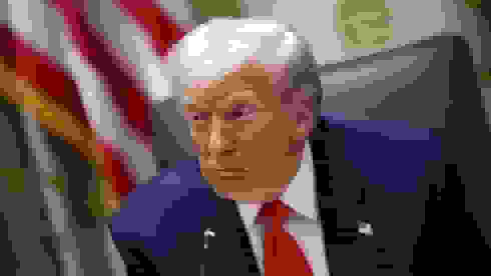 ترامپ اتحادیه اروپا را برای اعمال تعرفه ۵۰۰ درصدی بر چین تحت فشار می‌گذارد