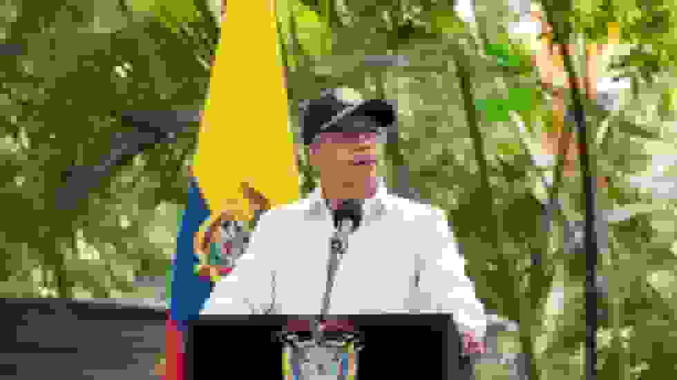 کلمبیا ایالات متحده را به کشتن 'ماهیگیر مادام‌العمر' در حمله قایق متهم می‌کند