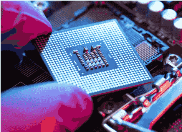 تراشه فوتونیک قابل برنامه‌ریزی؛ آغاز عصر جدید در فوتونیک هوشمند