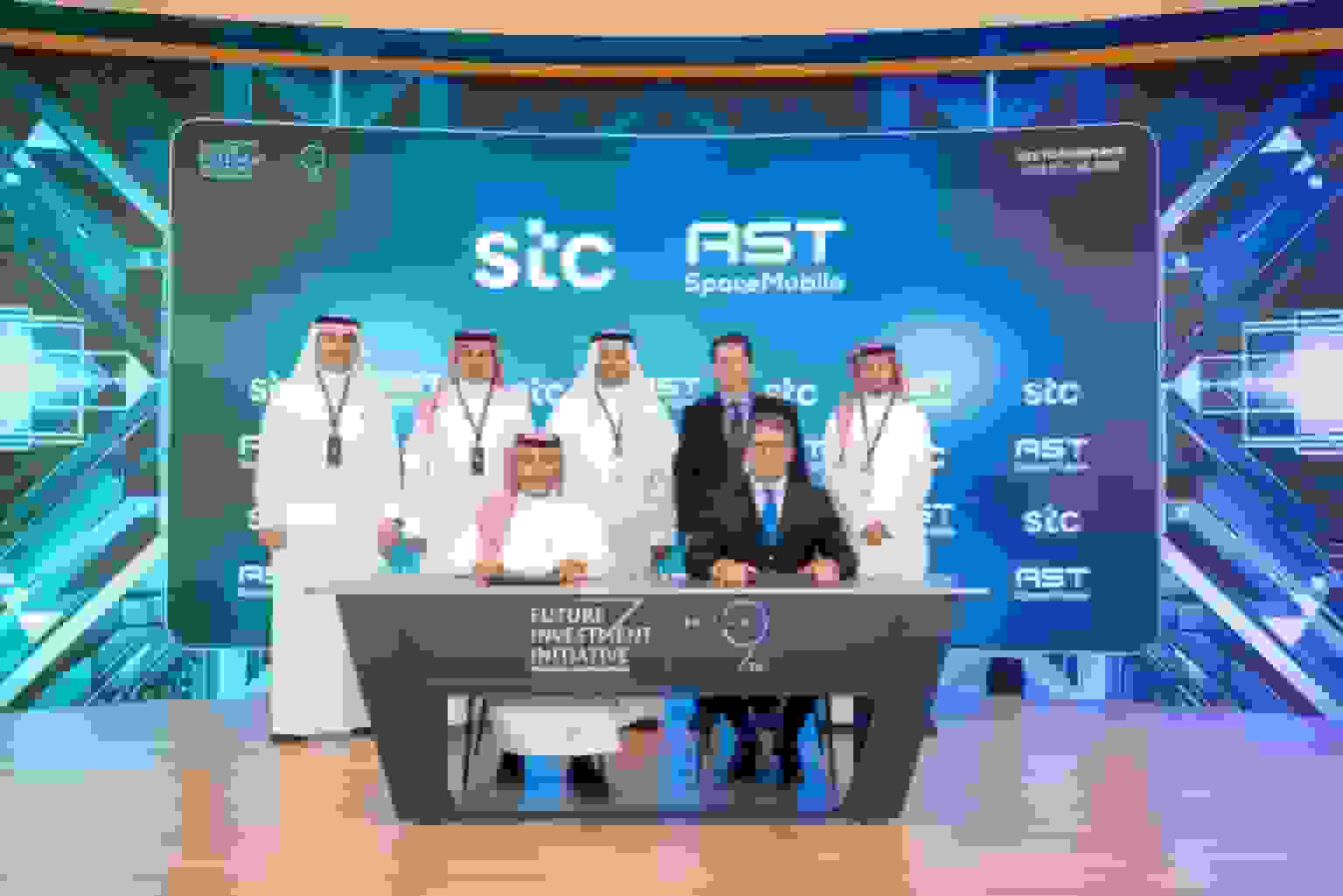 همکاری AST و stc عربستان برای ارائه اینترنت ماهواره‌ای به موبایل‌ها