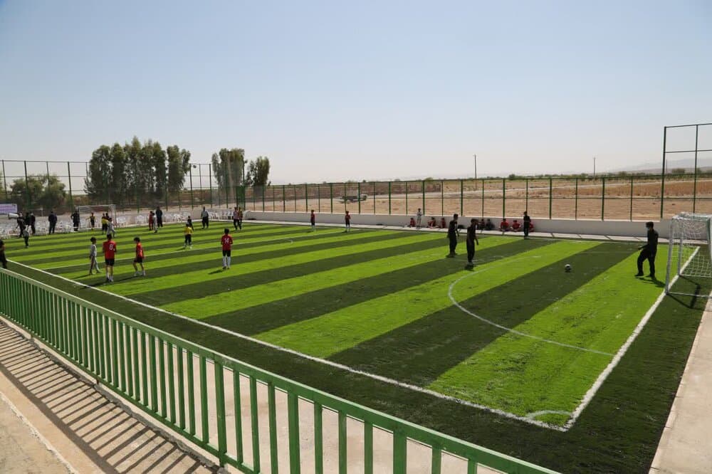 افتتاح زمین چمن مصنوعی بزرگ امیدیه پس از یک دهه بلاتکلیفی