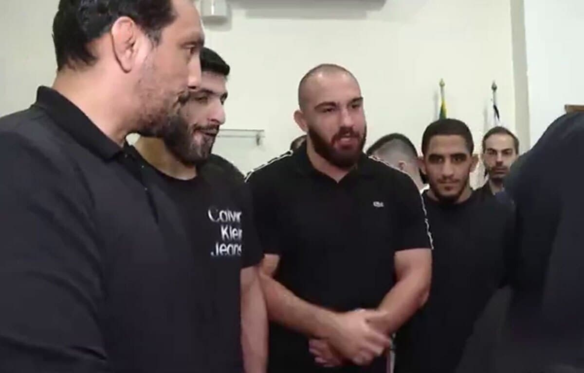 احترام به خبرنگاران و عذرخواهی در صورت برخورد ناخواسته