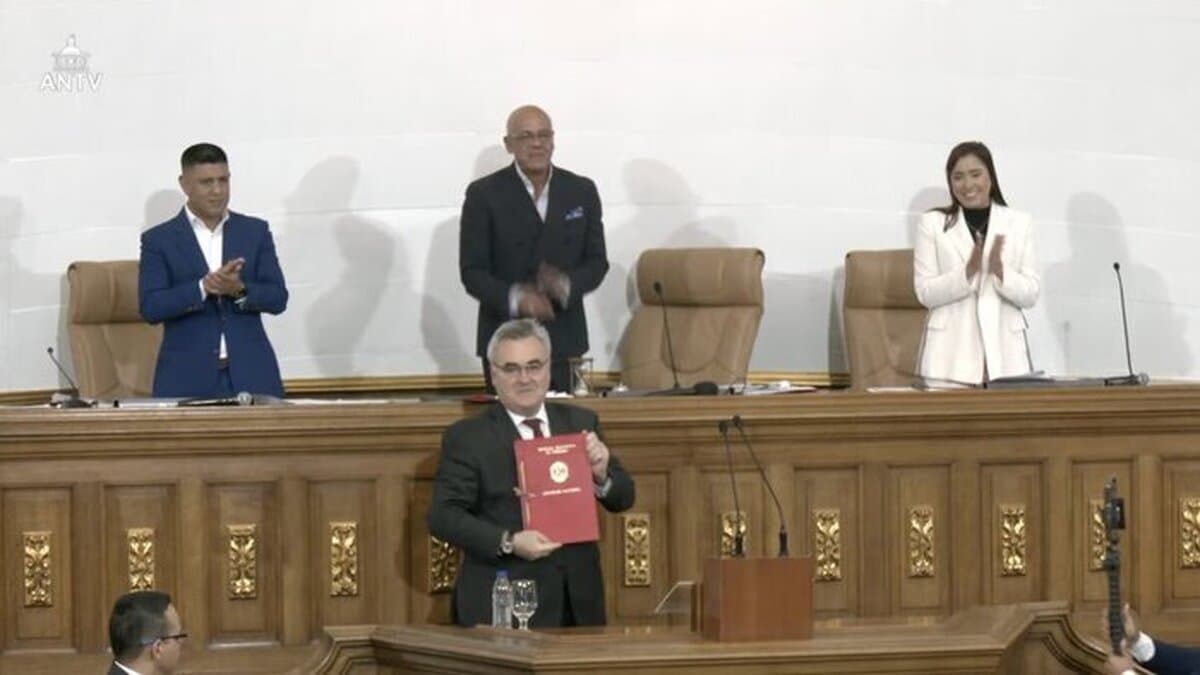 پارلمان ونزوئلا پیمان مشارکت راهبردی با روسیه را تصویب کرد