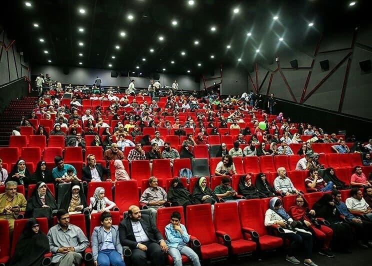 فروش ۴۹ میلیارد تومانی سینما‌ها در هفته گذشته با صدرنشینی انیمیشن «کج‌پیله»