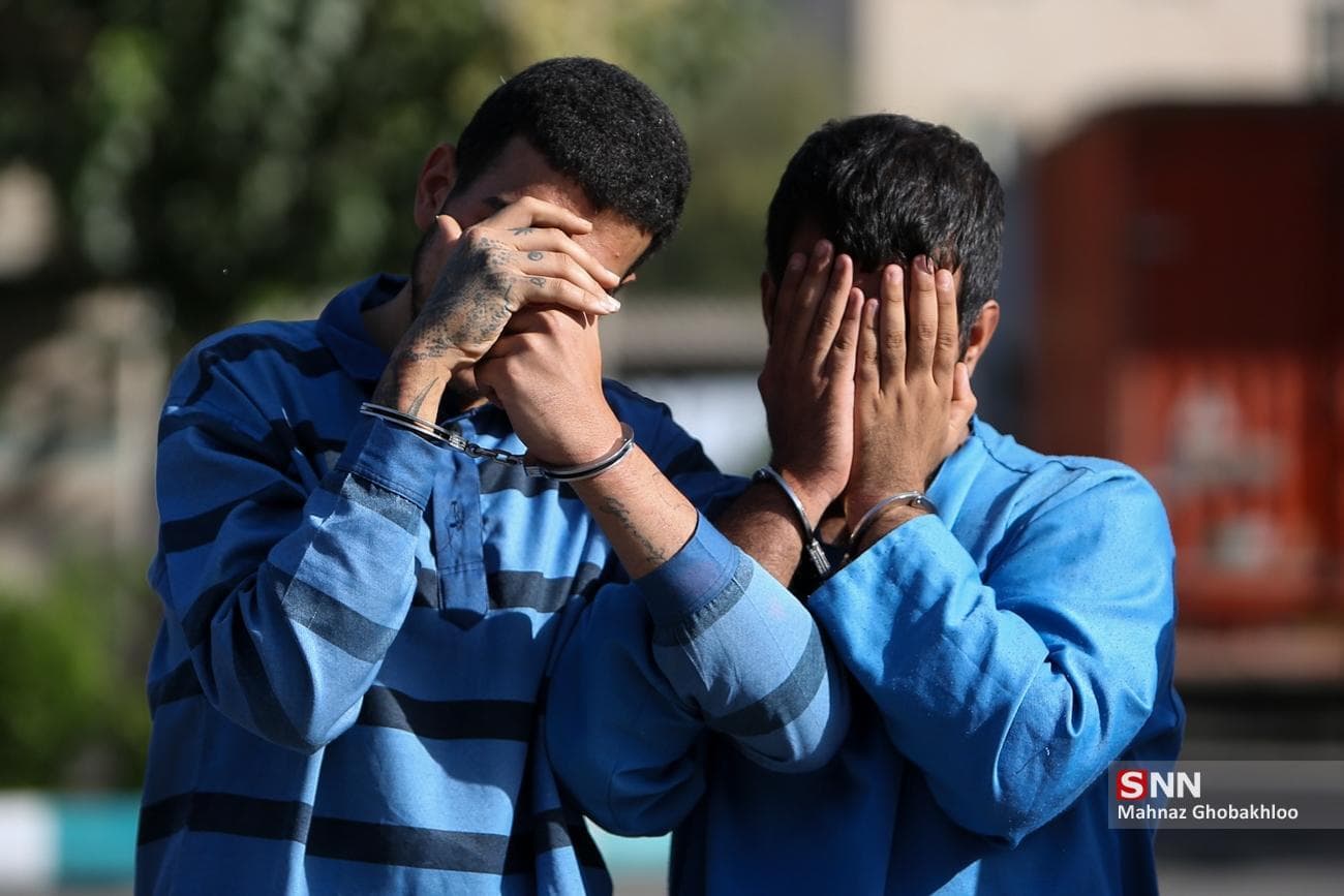 دستگیری ۴۱ تبعه خارجی در مرز مریوان توسط مرزبانان