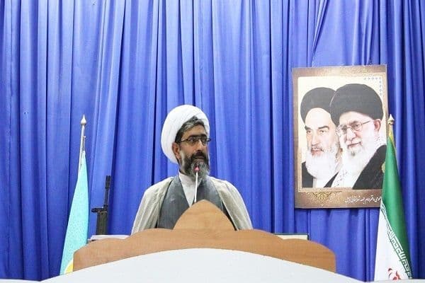 لگد به ناموس مردم نتیجه بی‌تدبیری مسئولان است / باز کردن مرز به روی مردم نه مافیا