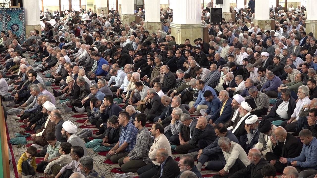 آمریکا دشمن بزرگ ملت خود است و رو به افول می‌رود