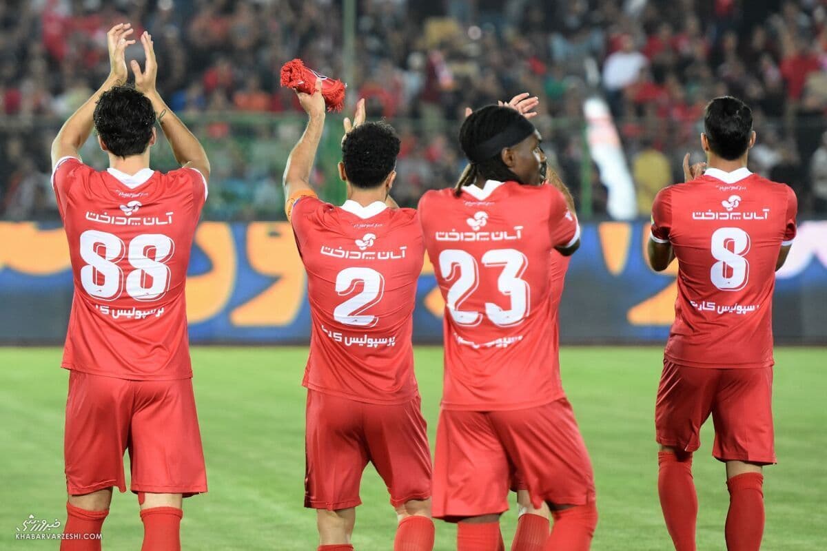 پیروزی پرسپولیس مقابل ذوب‌آهن با گل‌های عمری و علیپور