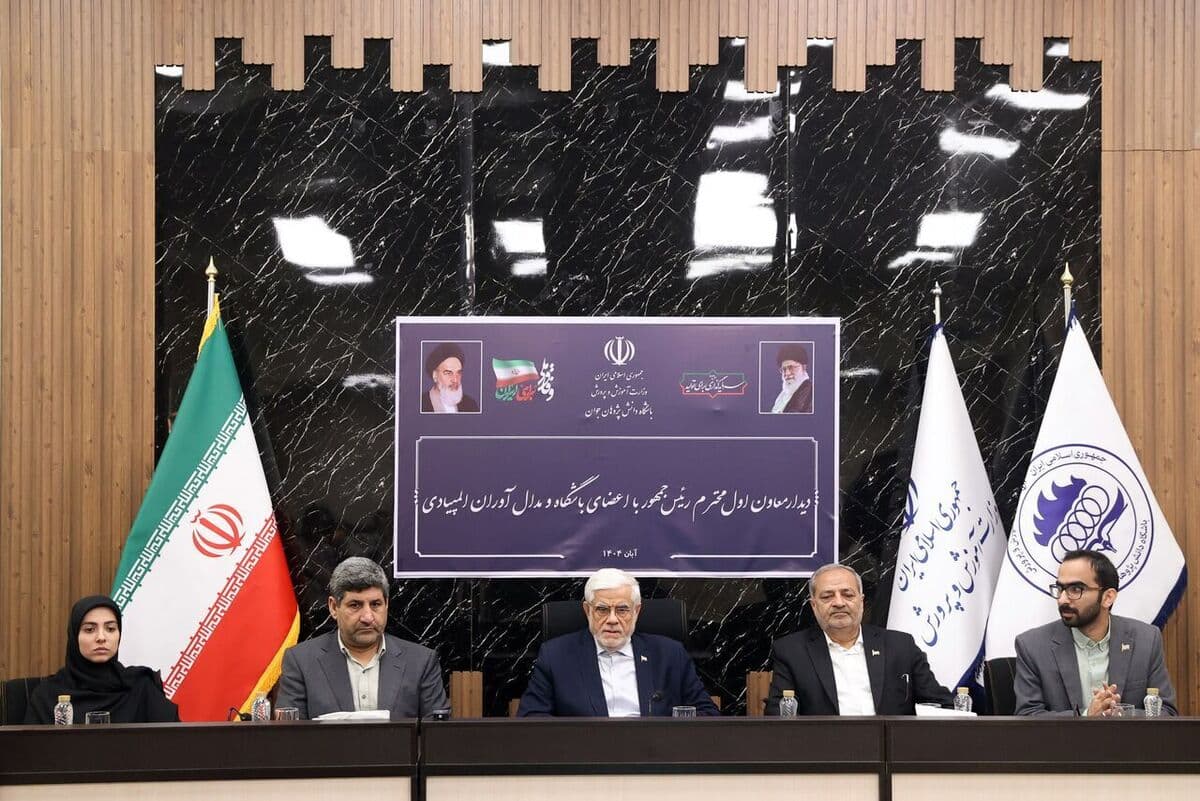عضو شورای عالی انقلاب فرهنگی: تشکیل شبکه نخبگان ایرانی در داخل و خارج ضروری است