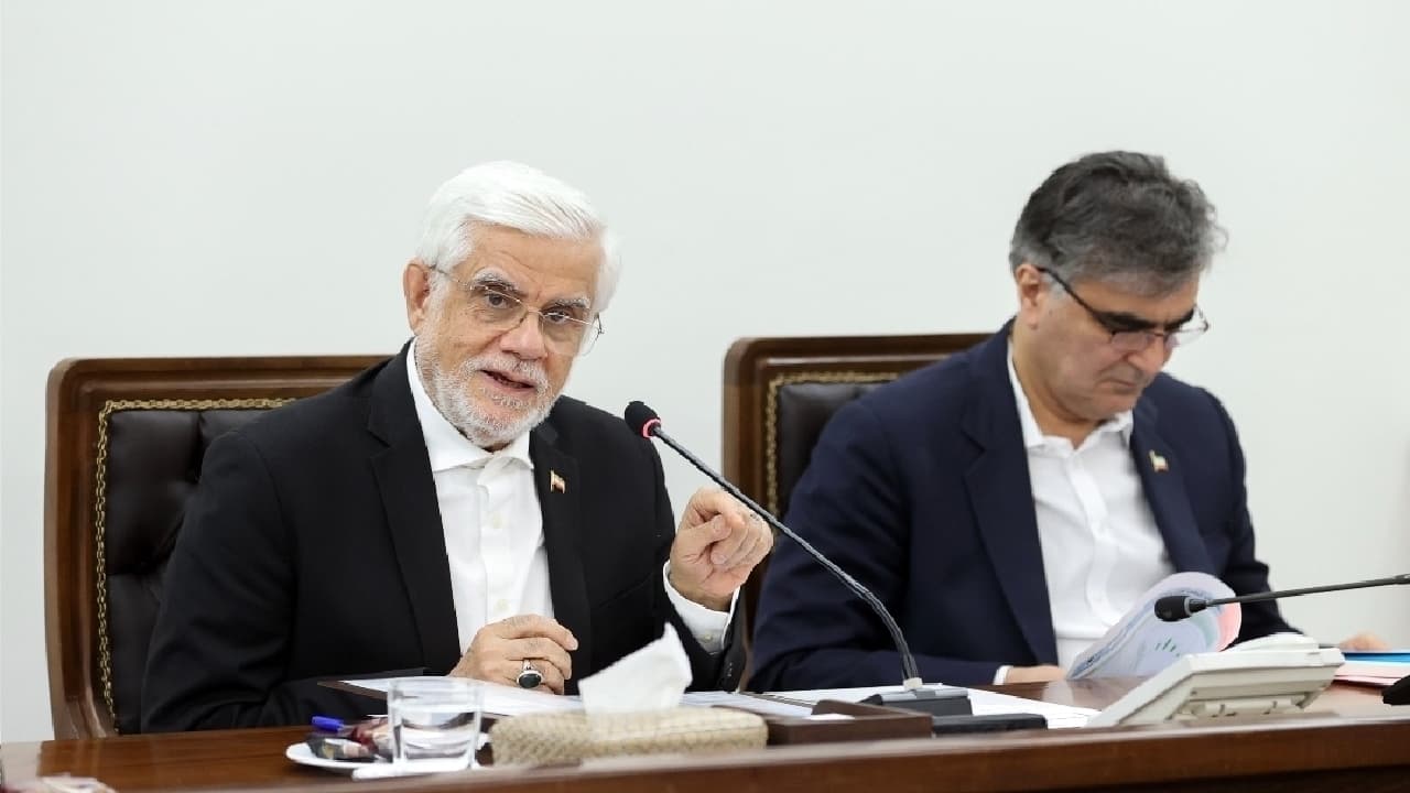 عارف: ۹۰ درصد آیین‌نامه‌های اجرایی برنامه هفتم در دولت نهایی شده است
