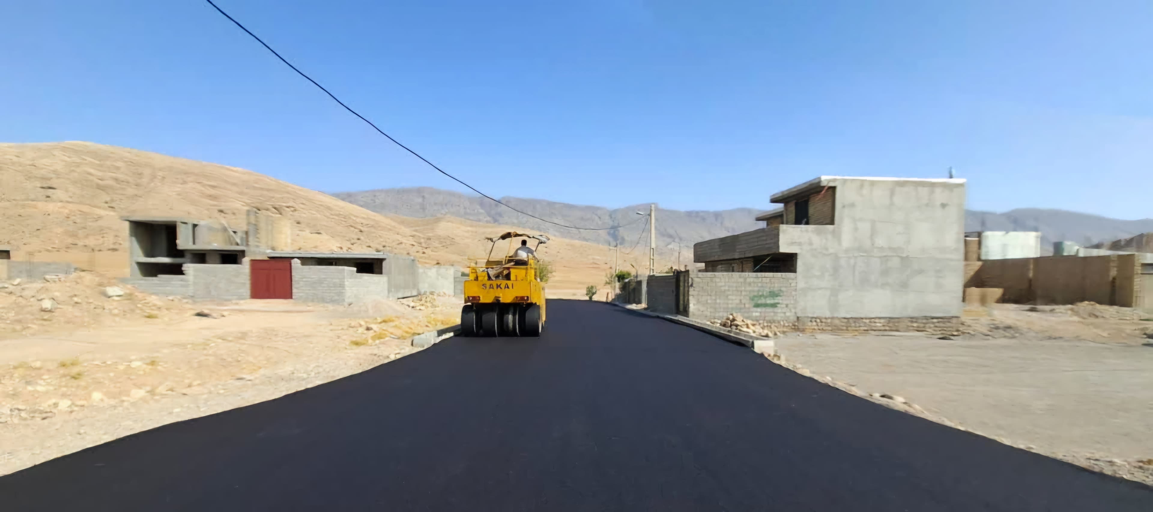 اتمام عملیات آسفالت ۱۱۵۰۰ متر مربع از معابر سه روستای آبدانان