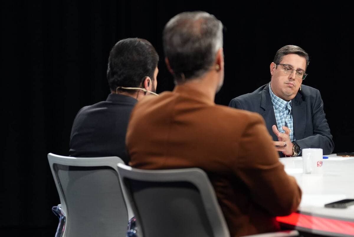 اقبالی: جامعه ایران در هر دوره برهنگی برایش خط قرمز بوده