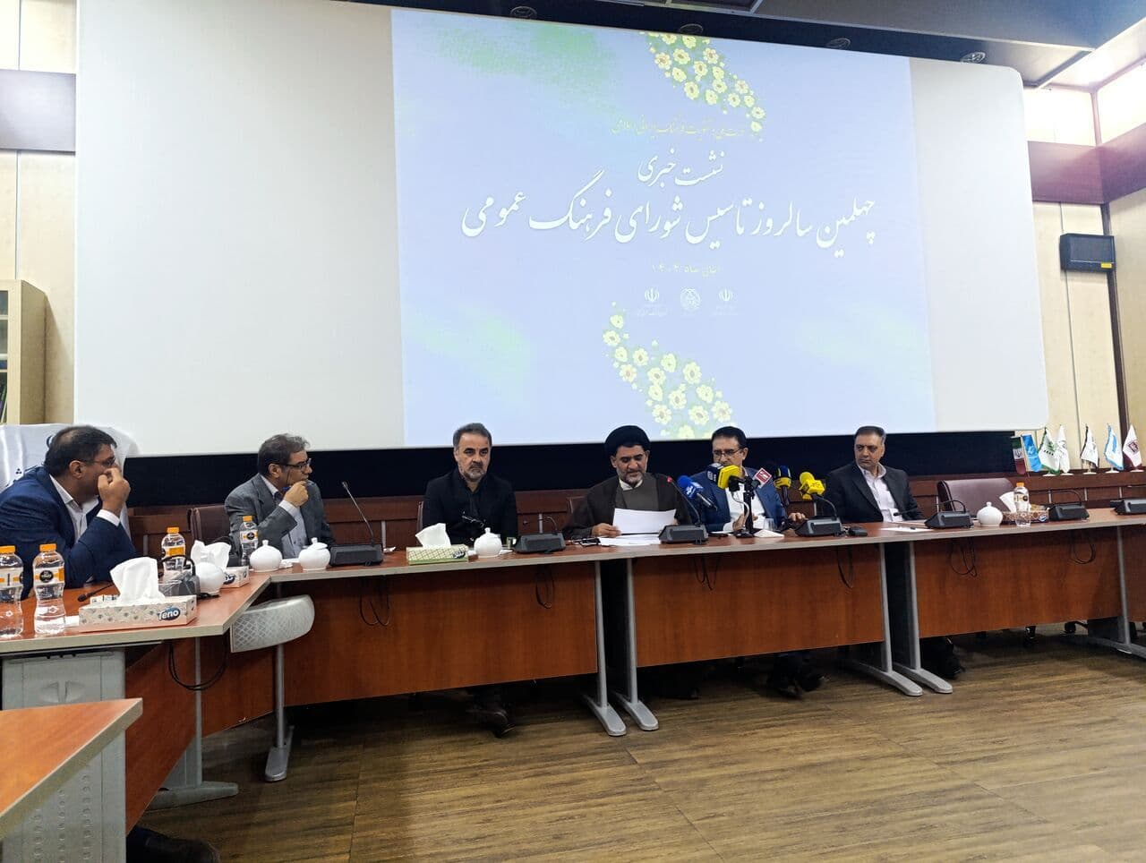 تشییع و خاکسپاری پیکر نقاش پیشکسوت