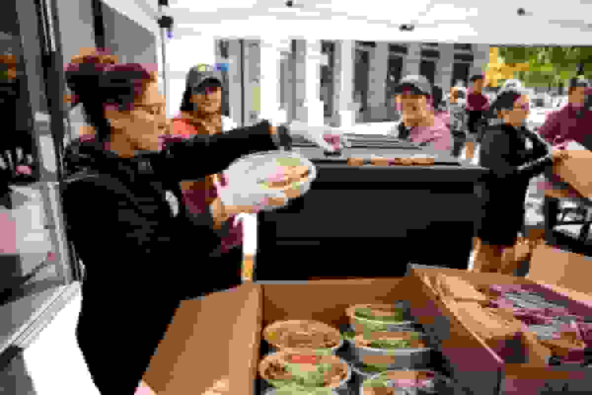 دادگاهها اقدام ترامپ برای قطع کمکهای غذایی را مسدود کردند