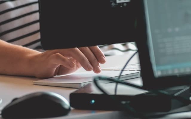 آزمایش Context7 با مستندات ZK: نتایج غیرمنتظره کاهش ۱۵ درصدی دقت