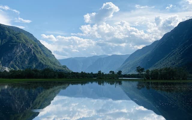 راهاندازی دریاچه داده مقیاسپذیر با آپاچی آیسبرگ، AWS Glue و S3