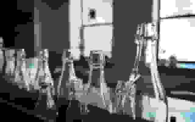 بهینهسازی سیستمهای فناوری تبلیغات آنی: روشهای پیشگیری از گلوگاههای عملکردی