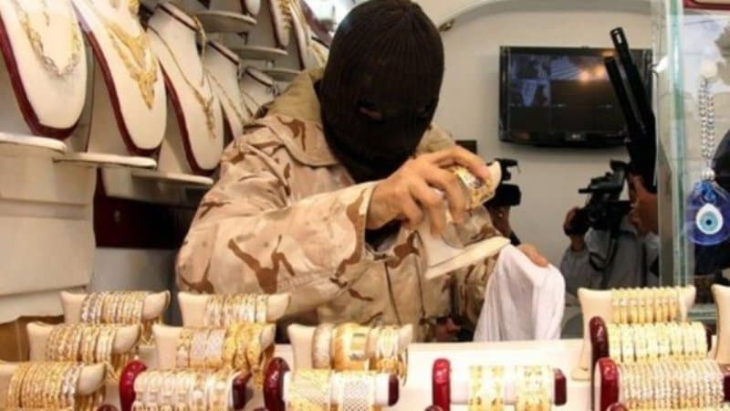 سرقت مسلحانه از طلافروشی با لباس مبدل سرهنگ یگان ویژه فراجا