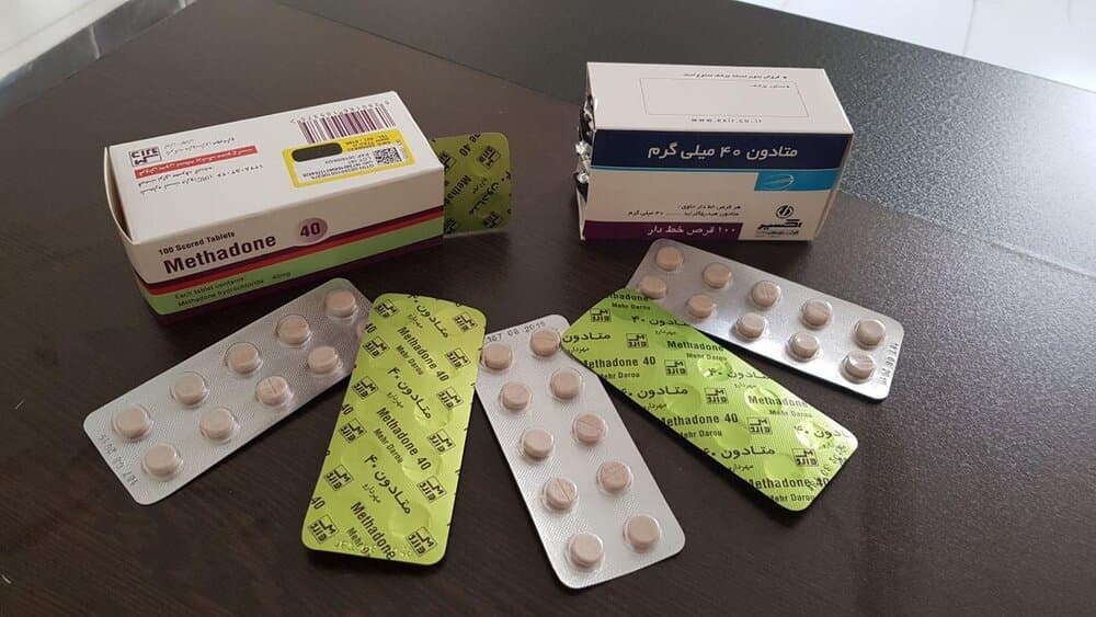 پلمب دو سوپرمارکت در مشهد به دلیل فروش مواد مخدر و قرصهای غیرمجاز