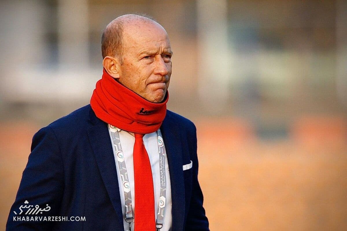 بلاتکلیفی اوسمار؛ پرسپولیس به سراغ گابریل کالدرون رفت