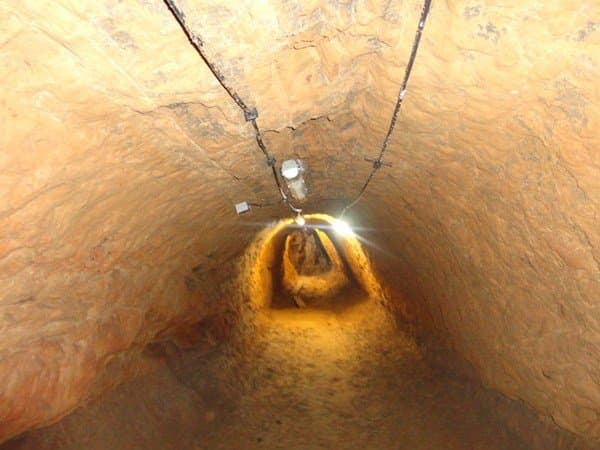 شهر زیرزمینی تاریخی دژمنده در معرض تخریب ناشی از نفوذ آب