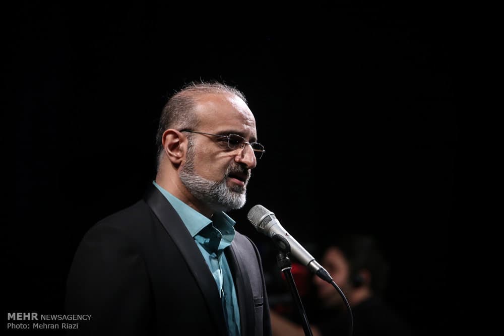محمد اصفهانی با تکآهنگ «زیر بارون» از آلبوم جدید «سراب شانههایت» رونمایی کرد