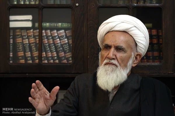 ناگفتههایی از آیتالله حائری درباره اهمیت تربیت دختر در خانواده