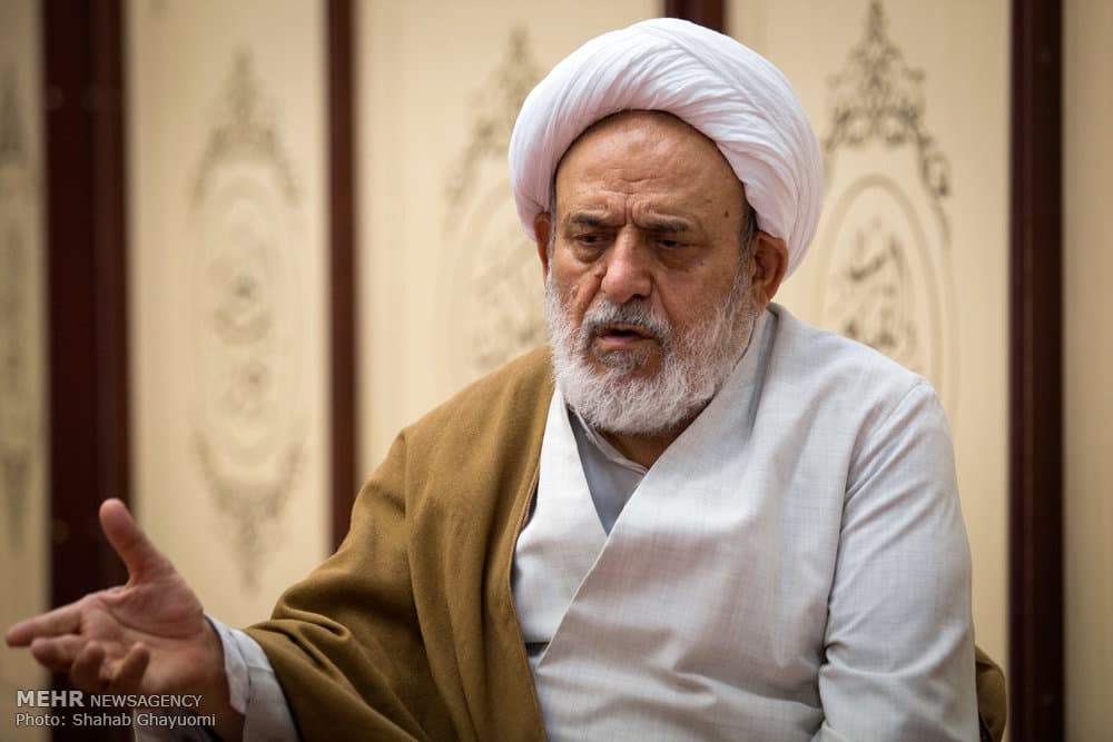 بازاری که همیشه انسان در آن متضرر است؛ انسانها قدر خود را نمیدانند