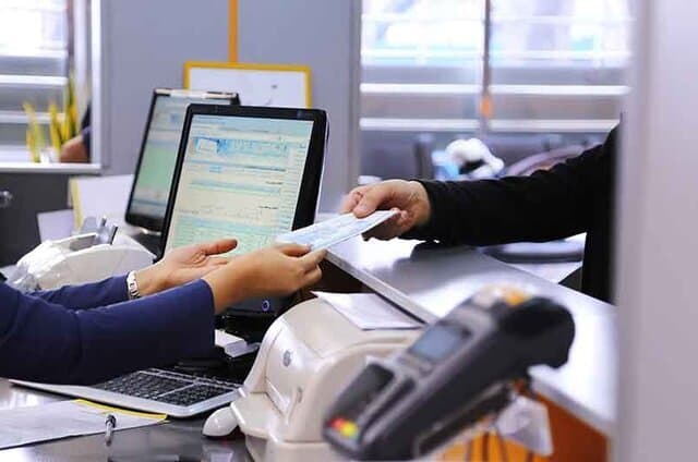 صیانت از منافع سپردهگذاران و سهامداران بانک آینده در فرآیند گزیر