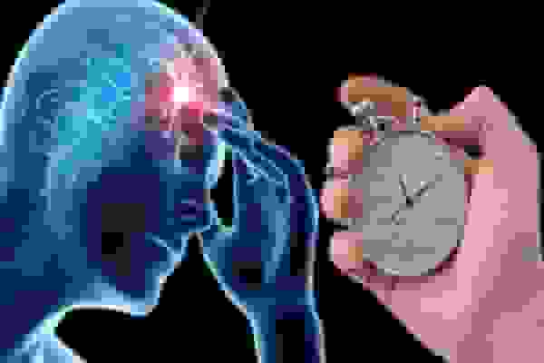 مسعود: مراجعه سریع به بیمارستان کلید درمان مؤثر سکته مغزی است