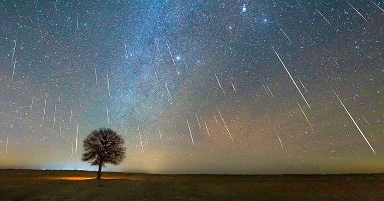 راهنمای مشاهده بارشهای شهابی در سال ۲۰۲۵