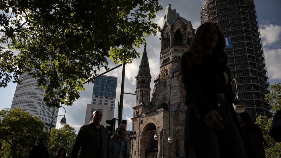 پوسترهای استخدام ارتش اوکراین در برلین مشاهده شد