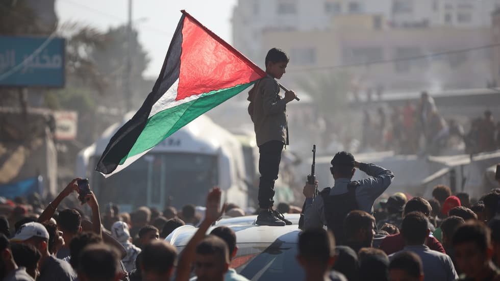 فیودور لوکیانوف: فلسطین بدون فلسطینیان غیرممکن است