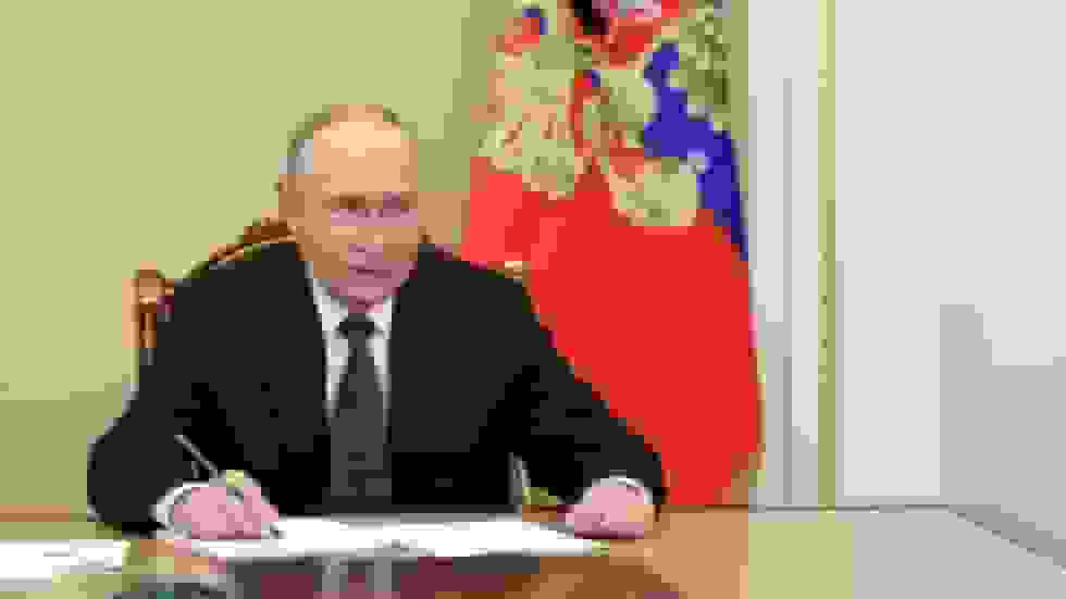 دستور پوتین برای تدوین استراتژی عناصر کمیاب زمین