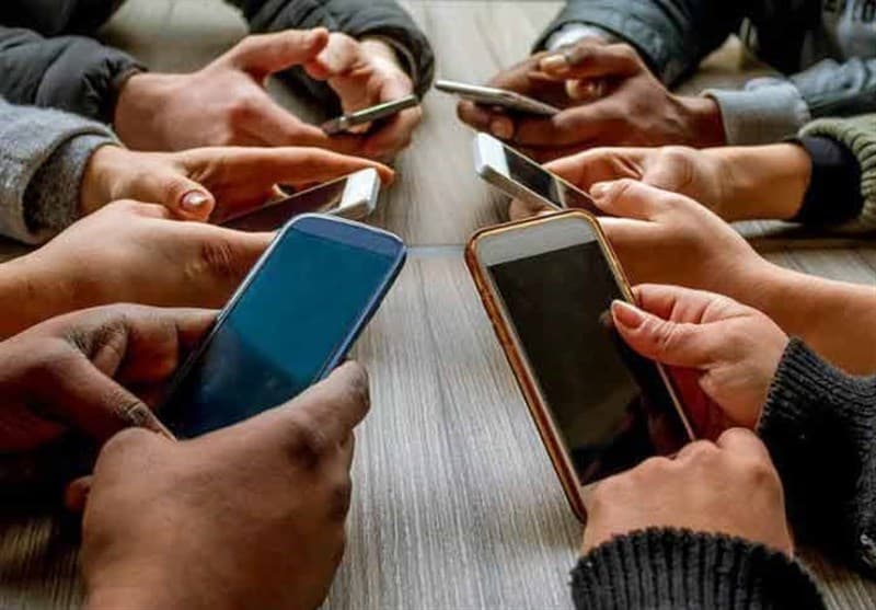 جولان آیفون قاچاق با سوءاستفاده از رجیستری مسافری