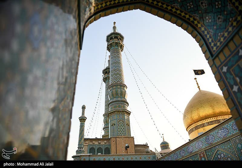 عصر جدید زنان با کدام الگو؟ نقش اسلام در هویتسازی زن معاصر
