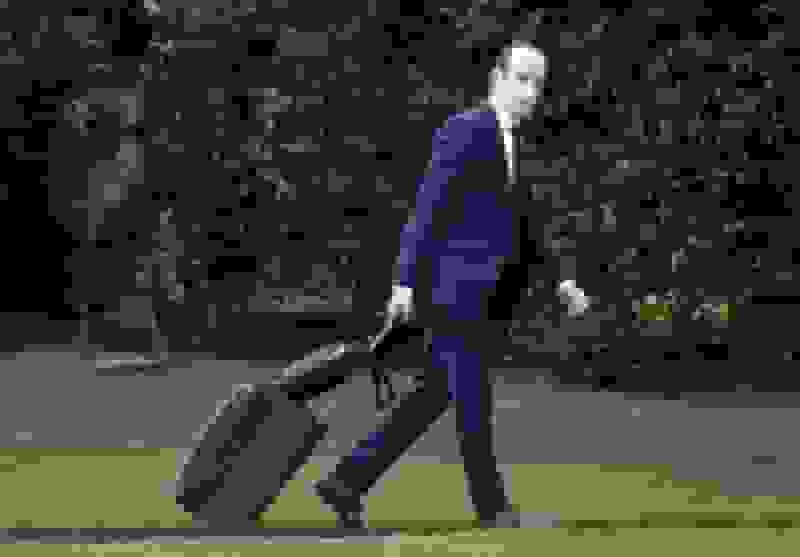 نقل مکان مقامهای آمریکایی به خانههای امن از بیم تظاهرات یا ترور