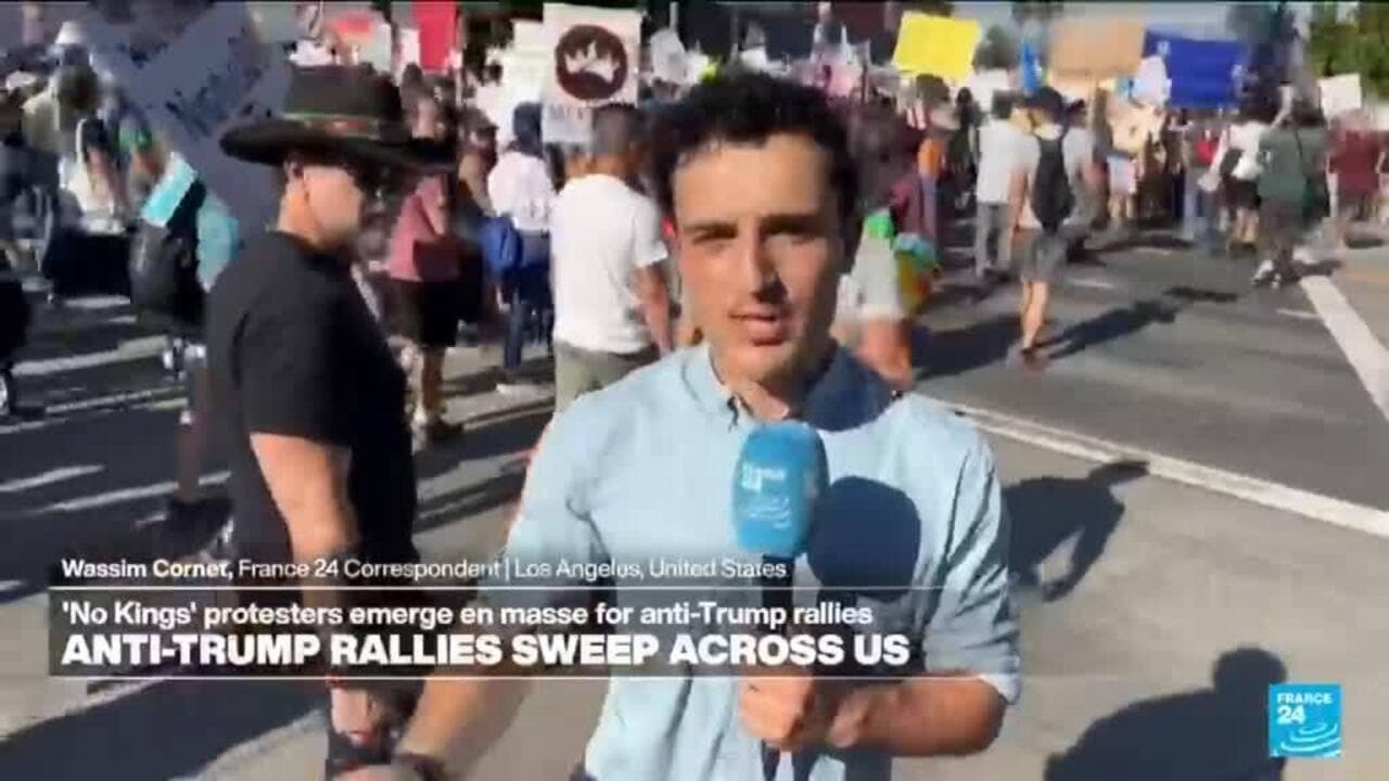تظاهرات ضددولت با عنوان «بدون شاه» در سراسر آمریکا برگزار شد