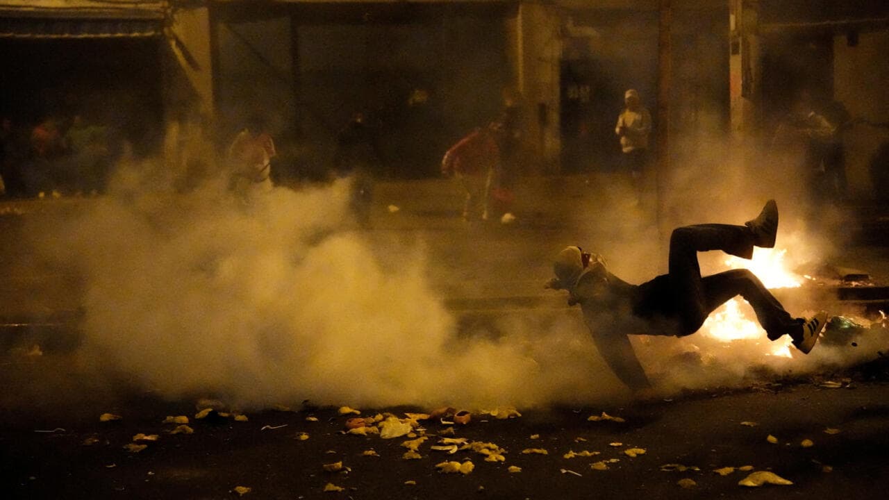 پرو اعلام وضعیت اضطراری در پی اعتراضات نسل زد
