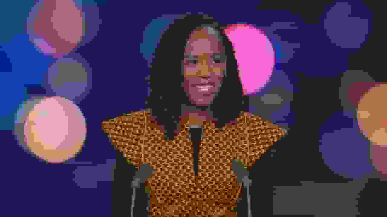 تاندیوه موریو: تبدیل پارچههای آفریقایی به توهمات نوری که جهان را مسحور کردهاست