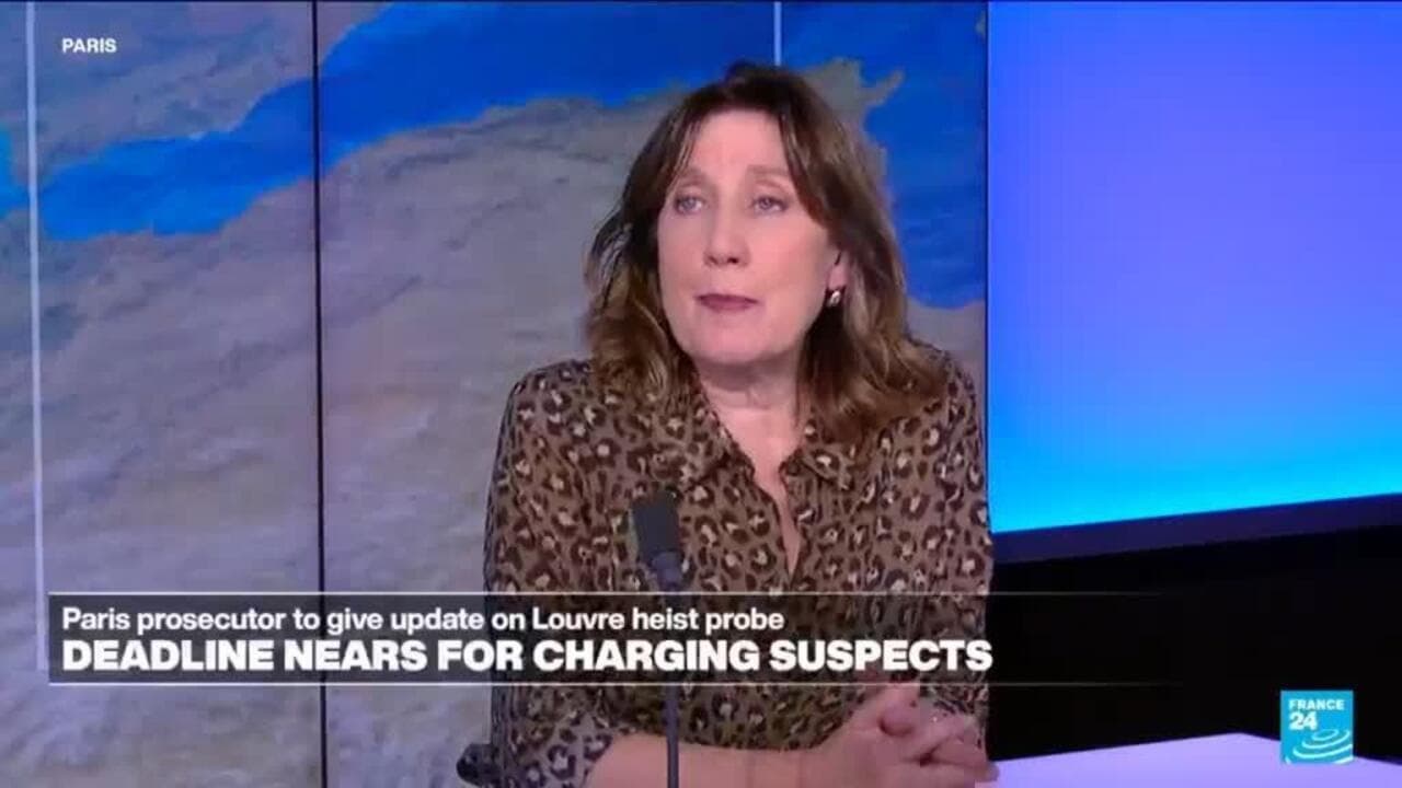 افزایش اختلافات سیاسی در مورد سرقت موزه لوور در حالی که جواهرات هنوز مفقود هستند