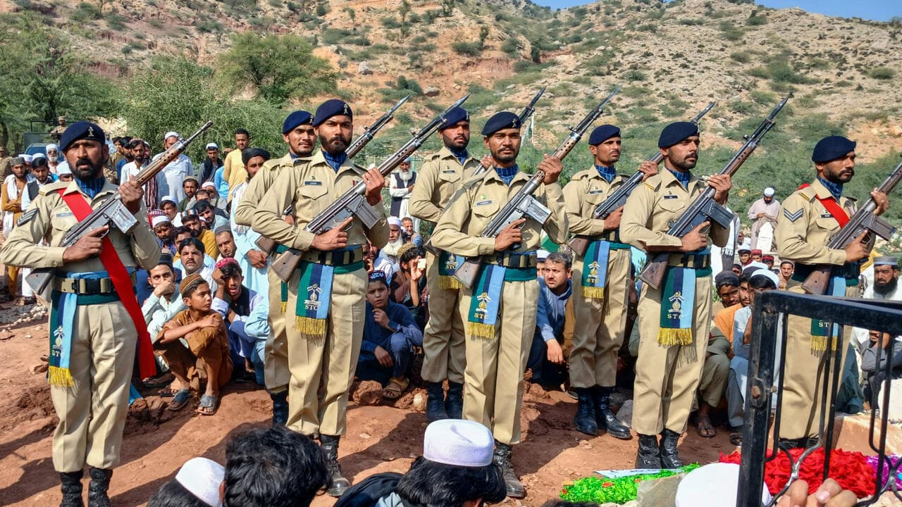 مذاکرات پاکستان و افغانستان در قطر با میانجیگری طالبان آغاز شد