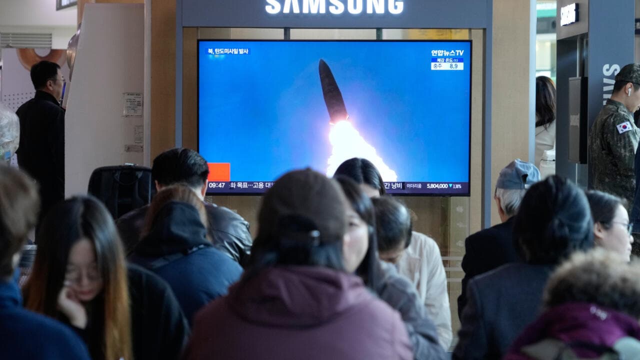 کره شمالی موشکهای کروز پیش از سفر ترامپ به کره جنوبی پرتاب کرد