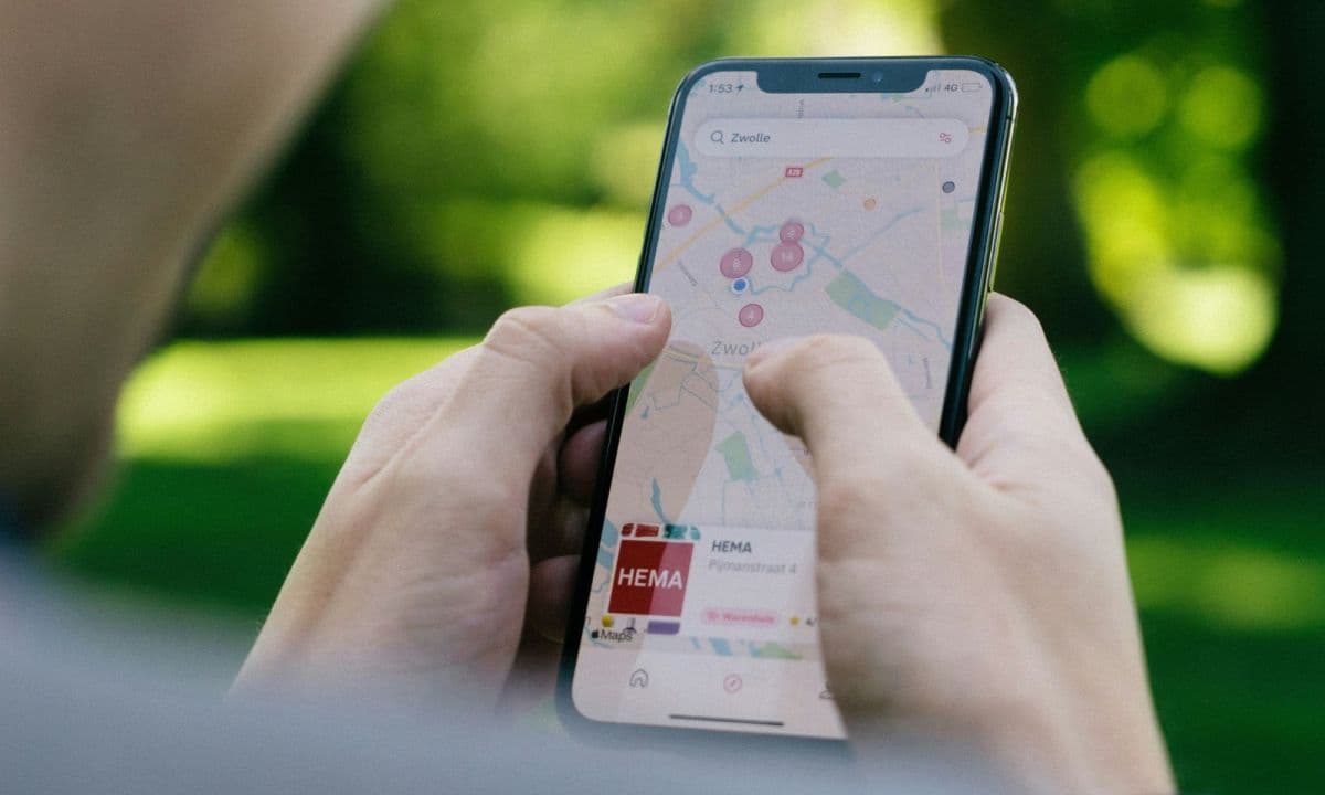 تبلیغات Apple Maps در راه است؛ تصمیمی هوشمندانه یا اشتباهی بزرگ؟