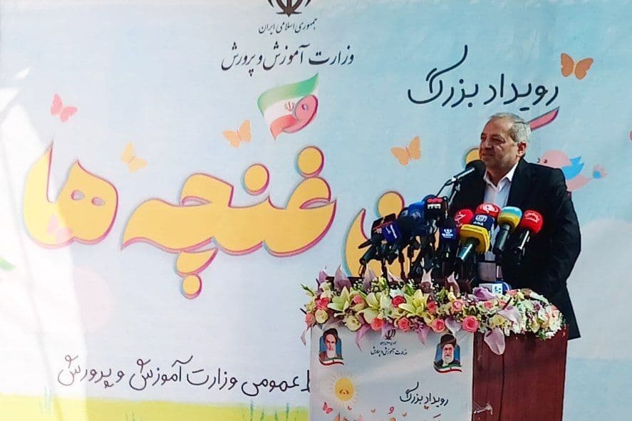 کاظمی: بازنگری در محتوای پیشدبستانی جزو اولویتها است
