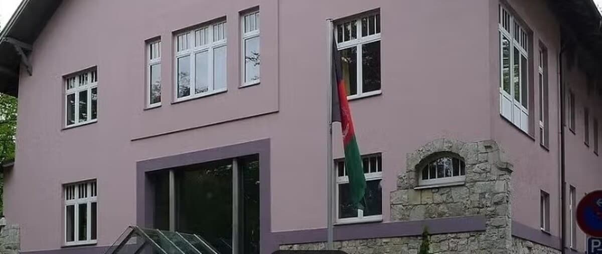 بازگشایی کنسولگری افغانستان در بُن آلمان با حضور دیپلمات طالبان
