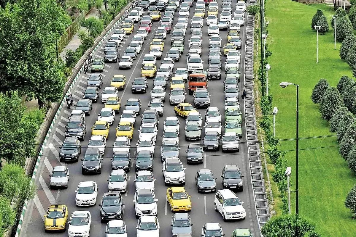 ترافیک سنگین در ورودیهای تهران