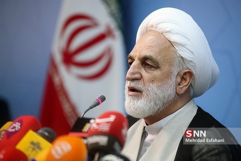 دستگاه قضا از خیانتهای اقتصادی عبور نکند